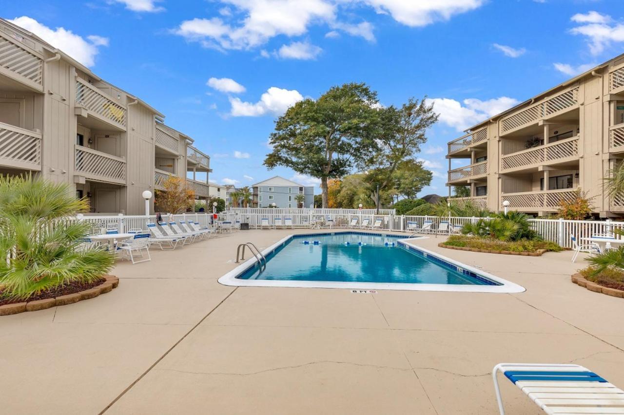 Spacious Modern Condo - 1St Floor - One Block To The Beach Myrtle Beach Dış mekan fotoğraf